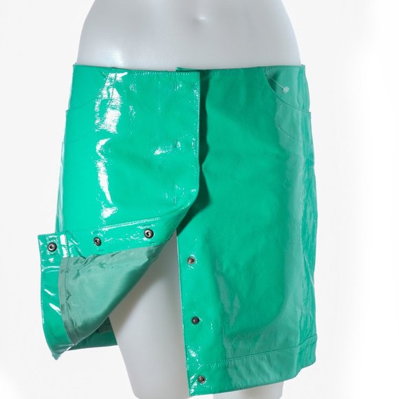 NWOT VERSUS VERSACE Patent Leather Mini Skirt 42 - Picture 2 of 11